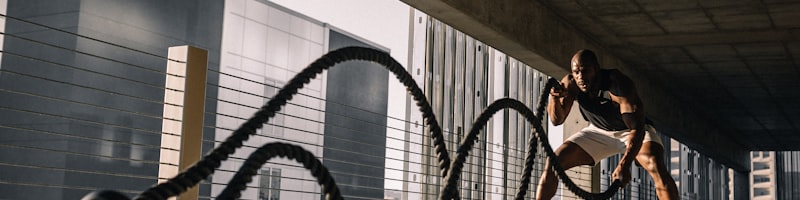 世界杯预选赛亚洲区激战 - 球员庆祝进球